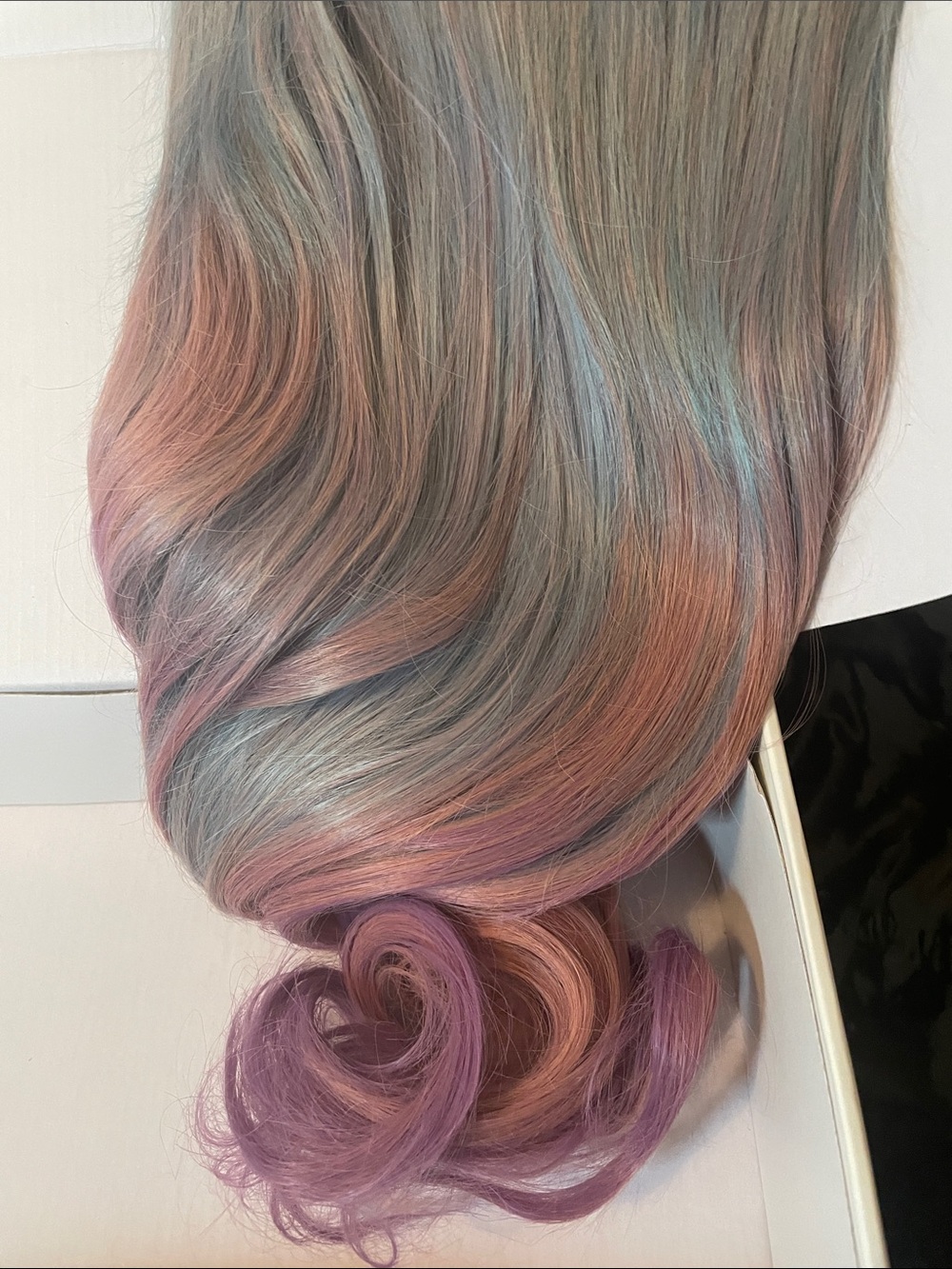 13X6 Lace Front Deluxe Wig Cap with Multi-Color Synthetic Wig